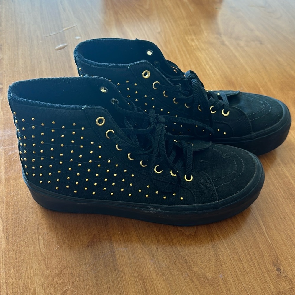 Vans platform shoes